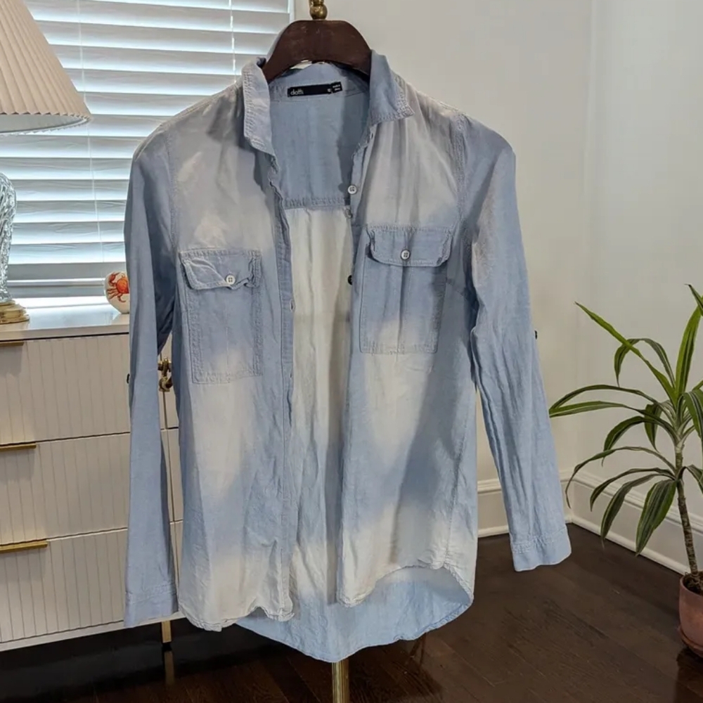 100% cotton dotti button down